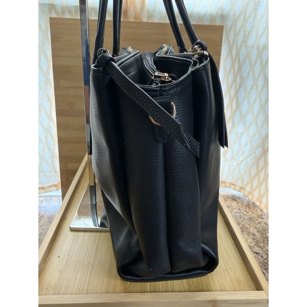 Urban Expression Large Purse, Vegan Leather, Multiple Compartment's-good cond - Picture 2 of 16